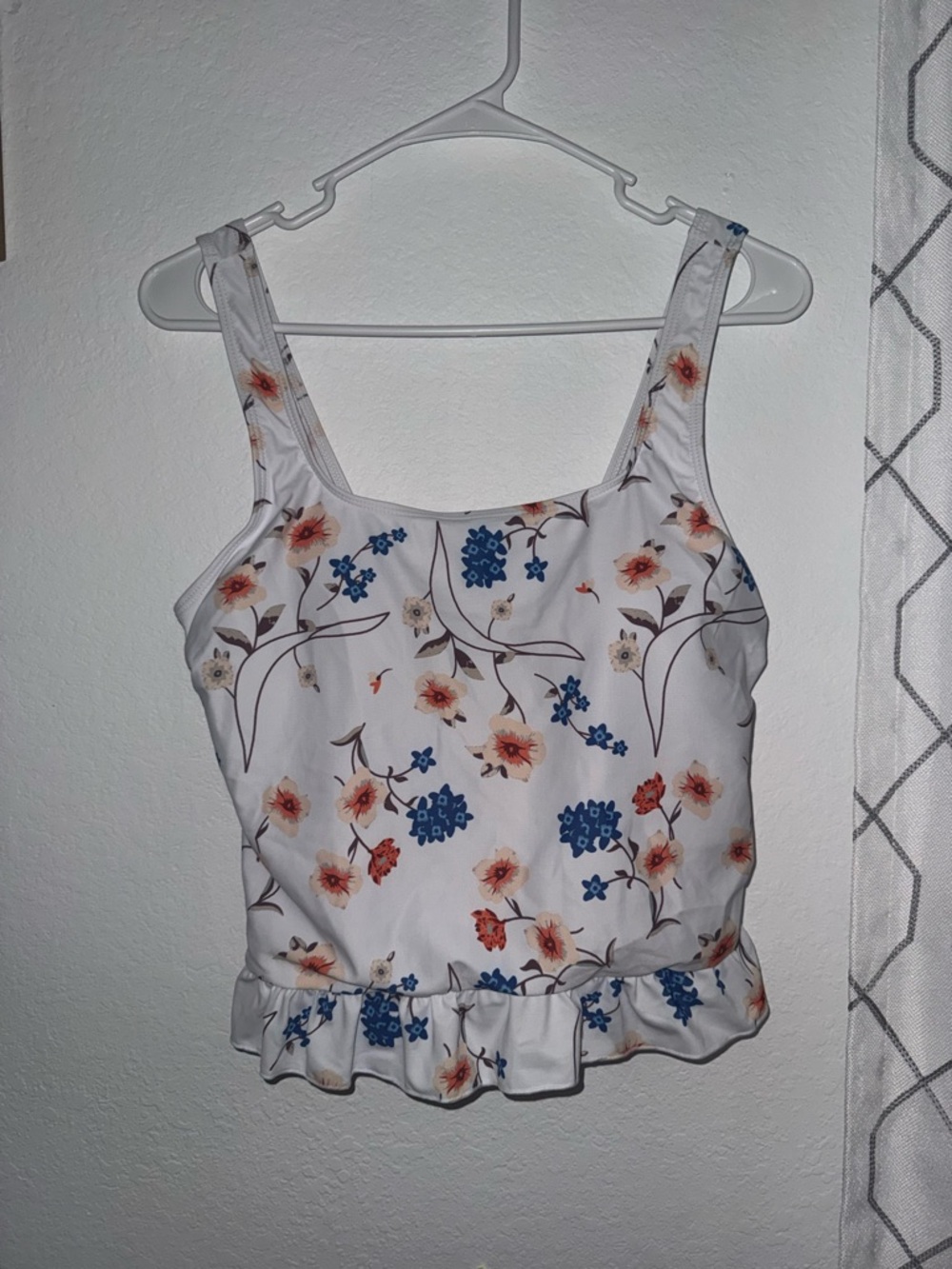 Floral Ruffle Hem White Tank Top